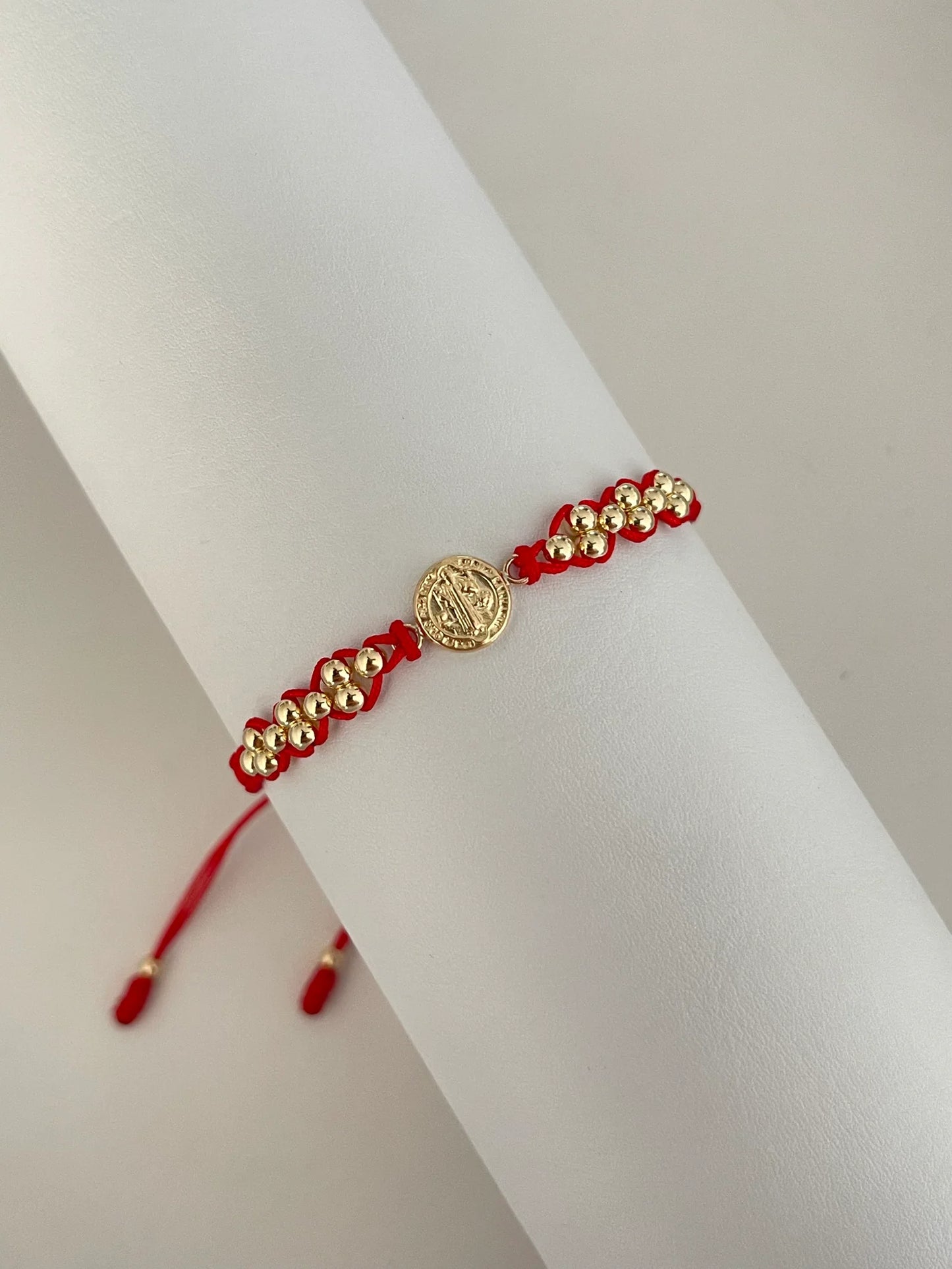 Pulsera san Benito pequeño (3mm)